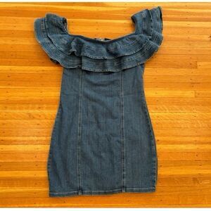 Guess Rosaleeah Chambray blue denim off the shoulder ruffle mini dress NWT